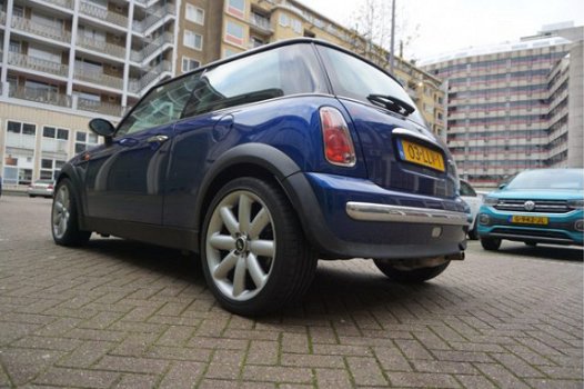 Mini Mini Cooper - 1.6 * Panorama * Leer * Youngtimer * Sportonderstel - 1