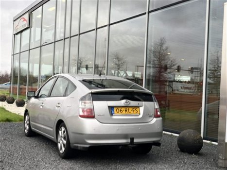 Toyota Prius - 1.5 VVT-i Business Edition Navi Cruise Climate - 1