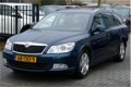 Skoda Octavia Combi - 1.2 TSI Elegance ORG NL 2012 Trekhaak, Xenon, Leer, Stoelverw, Clima, Navi, PD - 1 - Thumbnail