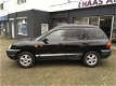 Hyundai Santa Fe - 2.0 CRDi Country AIRCO / 4 WD / CRUISE / AUTOMAAT / 1e EIGENAAR / MARGE - 1 - Thumbnail