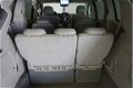 Chrysler Town and Country - 4.0 V6 Zeer compleet / DVD / Leder / Stow en GO / 7-pers - 1 - Thumbnail