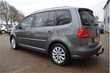 Volkswagen Touran - 1.4 TSI Highline Automaat 1e Eigenaar B.J 2012