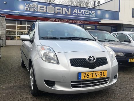 Toyota Yaris - 1.3 VVTi Sol Nieuwstaat Airco 3 mnd Garantie - 1