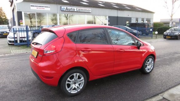 Ford Fiesta - 1.25 * 5 drs * Airco * Bluetooth * Nieuwe Lm velgen en banden - 1