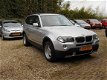 BMW X3 - 2.0i Business Line - 1 - Thumbnail