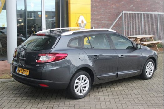 Renault Mégane Estate - 1.5 dCi 110pk Limited | Navi | Cruise | Pdc | Keyless entry | - 1