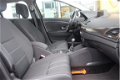 Renault Mégane Estate - 1.5 dCi 110pk Limited | Navi | Cruise | Pdc | Keyless entry | - 1 - Thumbnail