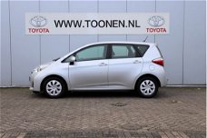 Toyota Verso S - 1.3 VVT-i Aspiration Automaat Parkeercamera-Trekhaak