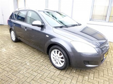 Kia Cee'd Sporty Wagon - Ceed 1.4 CVVT LPG G3 - 1