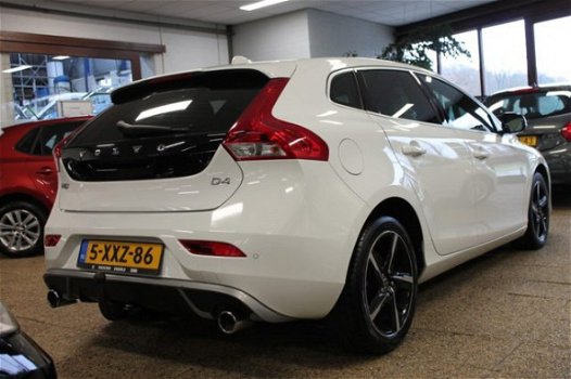 Volvo V40 - D4 BUSINESS R-DESIGN - 1