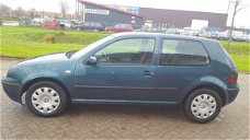 Volkswagen Golf - 1.9 TDI Sportline