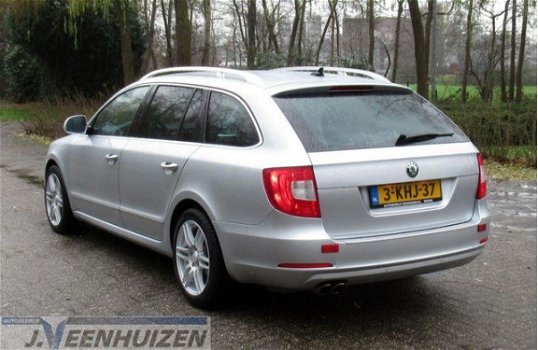 Skoda Superb Combi - 1.6 TDI Greenline Active Bj '14 Keurige auto Uniek - 1