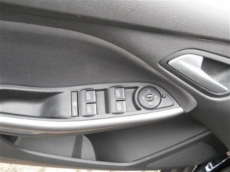 Ford Focus Wagon - 1.0 EcoBoost Edition airco/elekpakket/cv/pdc - 1