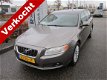 Volvo V70 - 2.5T Momentum Leer+DVD+Navigatie - 1 - Thumbnail