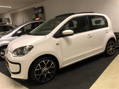 Volkswagen Up! - 1.0 move up BlueMotion Panoramadak, GTI velgen - 1