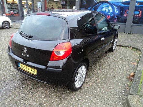 Renault Clio - 1.6-16V Rip Curl - 1