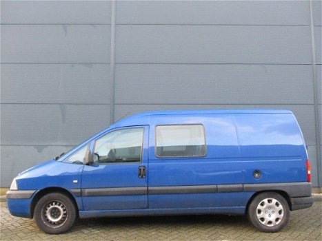 Peugeot Expert - Budget occasion/Invalide vervoer mogelijkheid/Laadklep - 1