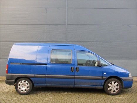 Peugeot Expert - Budget occasion/Invalide vervoer mogelijkheid/Laadklep - 1