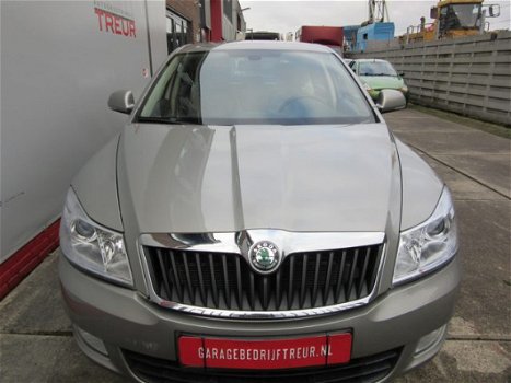 Skoda Octavia - 1.2 TSI Elegance DEALER AUTO OCTAVIA 1.2 TSI ELEGANCE BJ2011 NIEUWSTAAT - 1