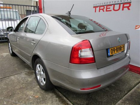 Skoda Octavia - 1.2 TSI Elegance DEALER AUTO OCTAVIA 1.2 TSI ELEGANCE BJ2011 NIEUWSTAAT - 1