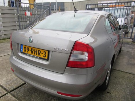 Skoda Octavia - 1.2 TSI Elegance DEALER AUTO OCTAVIA 1.2 TSI ELEGANCE BJ2011 NIEUWSTAAT - 1