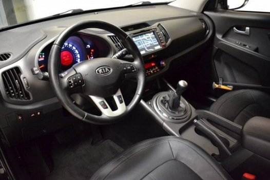 Kia Sportage - 2.0 X-clusive Navi | Camera | Leer | Trekhaak | Max trekgewicht - 1