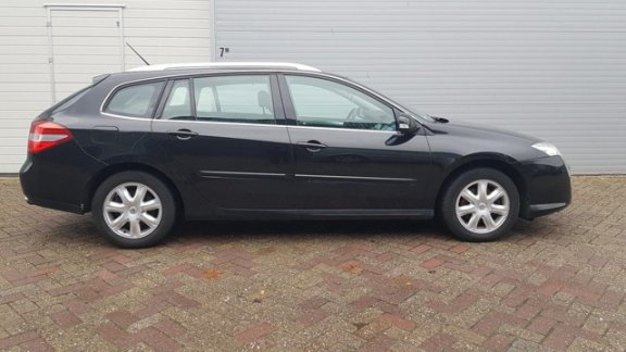 Renault Laguna Estate - 2.0 dCi Dynamique TUV 06-2020 - 1