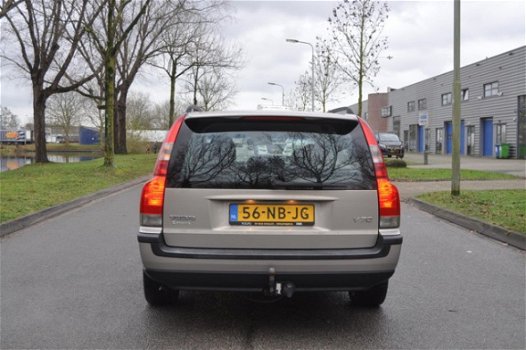 Volvo V70 - 2.4 Comfort Line LEDER/STOELVERWARMING YOUNGTIMER - 1