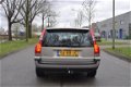 Volvo V70 - 2.4 Comfort Line LEDER/STOELVERWARMING YOUNGTIMER - 1 - Thumbnail