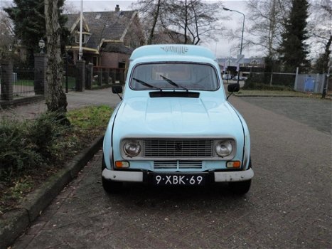 Renault 4 - R 4 Bestel - 1