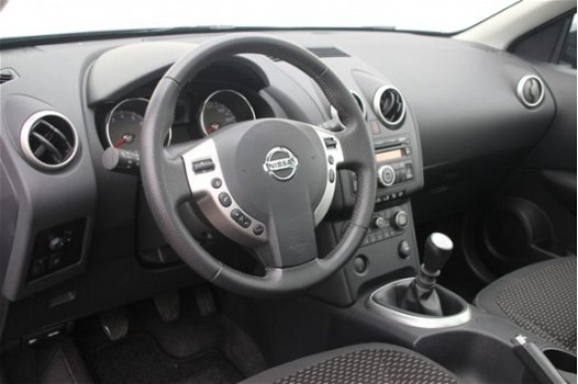 Nissan Qashqai - 2.0 Tekna | Trekhaak | Panodak | Velgen | Cruise control | Climate control - 1