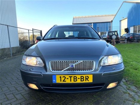 Volvo V70 - 2.4 170pk AUT Edition II Leer|Navi|Topconditie - 1