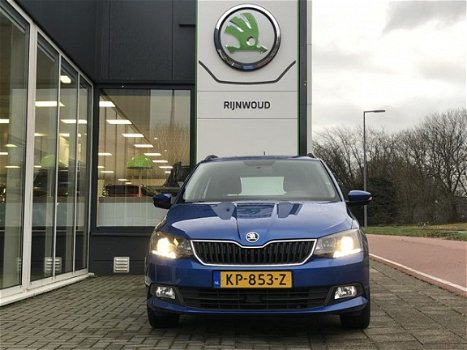 Skoda Fabia Combi - 1.2 TSI Ambition Business Navigatiesysteem Lichtmetalen velgen Cruise Control - 1