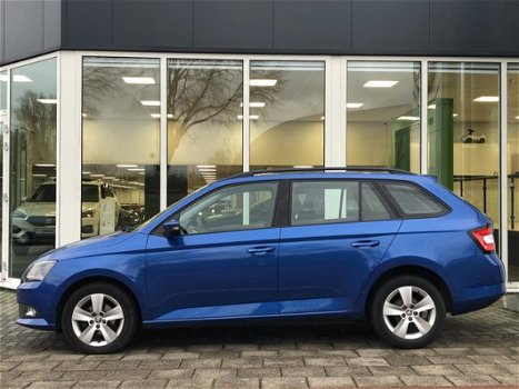 Skoda Fabia Combi - 1.2 TSI Ambition Business Navigatiesysteem Lichtmetalen velgen Cruise Control - 1