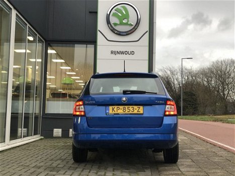 Skoda Fabia Combi - 1.2 TSI Ambition Business Navigatiesysteem Lichtmetalen velgen Cruise Control - 1