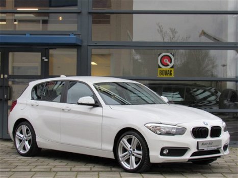 BMW 1-serie - 118i Turbo 136 PK 5 Deurs / Airco / Navigatie / 18