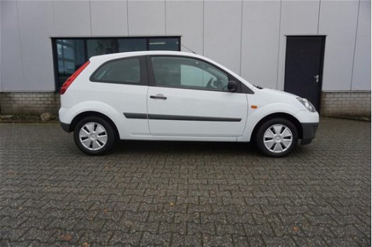 Ford Fiesta - 1.4 TDCi Ambiente APK T/M 30-08-2020 - 1