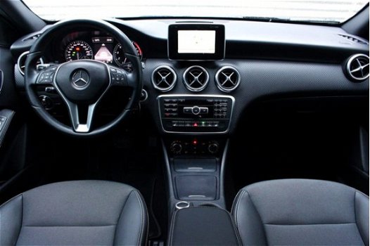 Mercedes-Benz A-klasse - A180 AUT Ambition XENON NAVI LEDER PDC STOELVERW. '15 - 1
