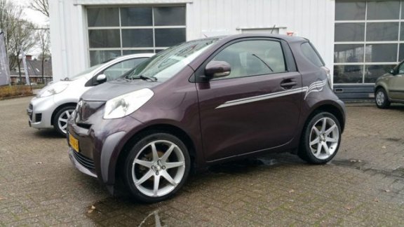 Toyota iQ - 1.0VVTi Comfort LEER/AIRCO - 1