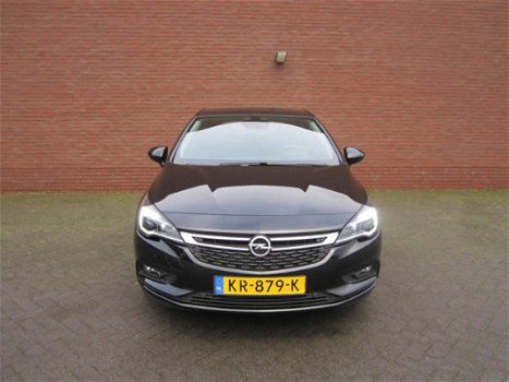 Opel Astra - 1.4 Innovation - 1