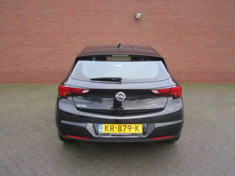 Opel Astra - 1.4 Innovation - 1