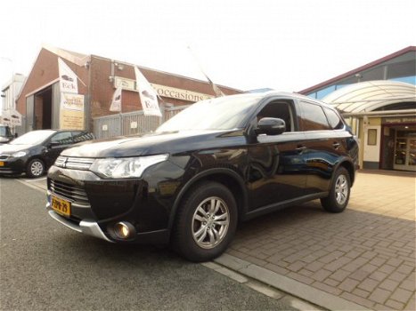 Mitsubishi Outlander - 2.0 PHEV Business Edition X-Line EXCL BTW airco, climate, navigatie - 1