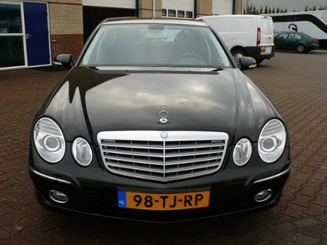 Mercedes-Benz E-klasse - 220 CDI Elegance ZEER GOEDE STAAT NL AUTO - 1