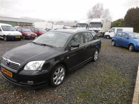 Toyota Avensis Wagon - 2.4 VVTi Executive - 1