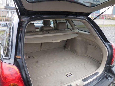 Toyota Avensis Wagon - 2.4 VVTi Executive - 1