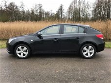 Chevrolet Cruze - 1.8 DOHC 141pk 5D LTZ | Navigatie | Rijklaar prijs