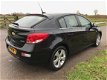 Chevrolet Cruze - 1.8 DOHC 141pk 5D LTZ | Navigatie | Rijklaar prijs - 1 - Thumbnail