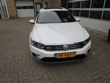 Volkswagen Passat Variant - 1.4 TSI GTE Highline Panoramadak ex BTW - 1