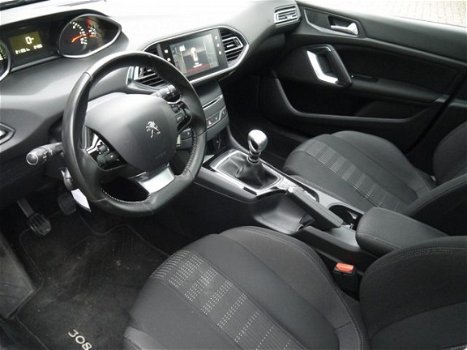 Peugeot 308 SW - 1.6HDI Executive *Navi*Panorama*Camera*EXPORT/EX.BPM - 1