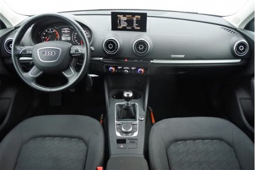 Audi A3 Sportback - 1.2 TFSI Adrenalin Geen import/ Navi/ Xenon/ ECC - 1